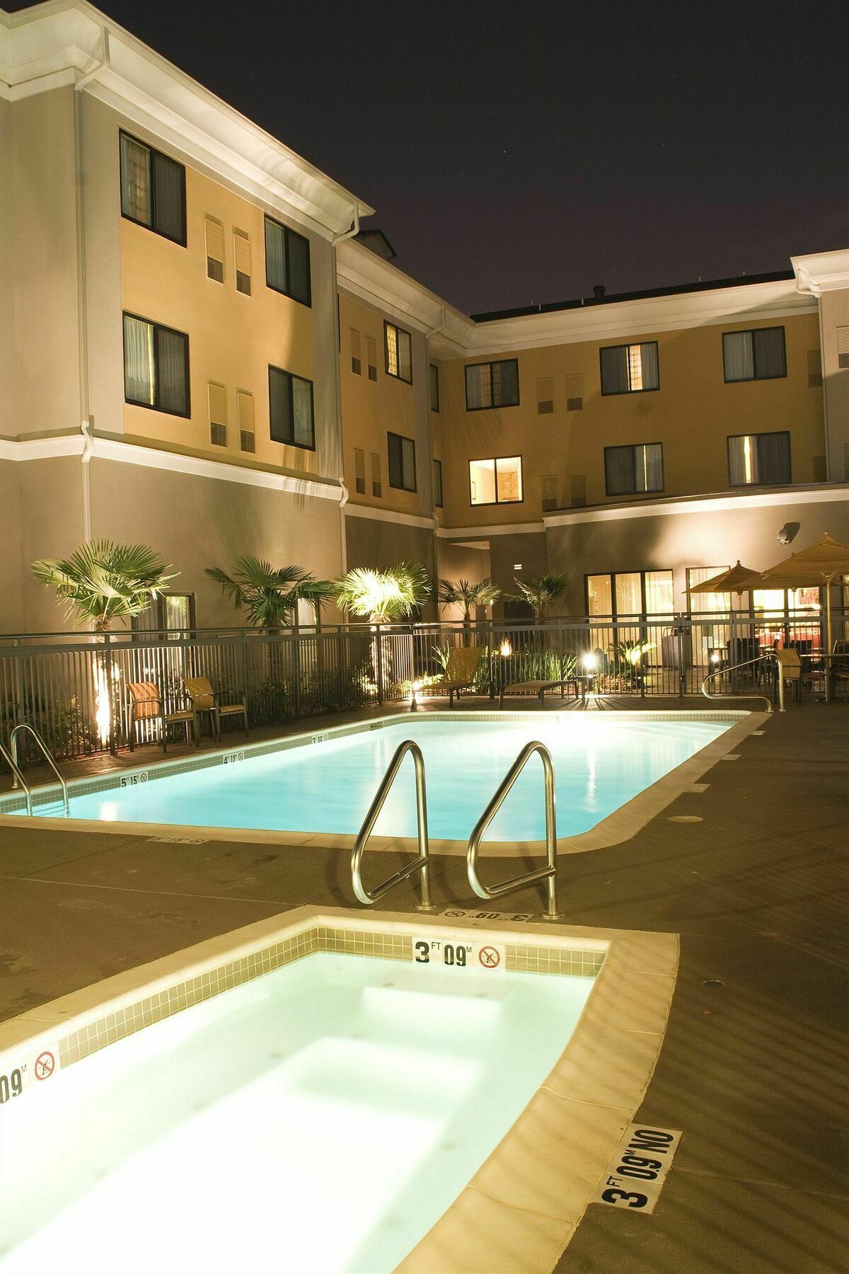 Courtyard Shreveport-Bossier City/Louisiana Boardwalk Exterior photo
