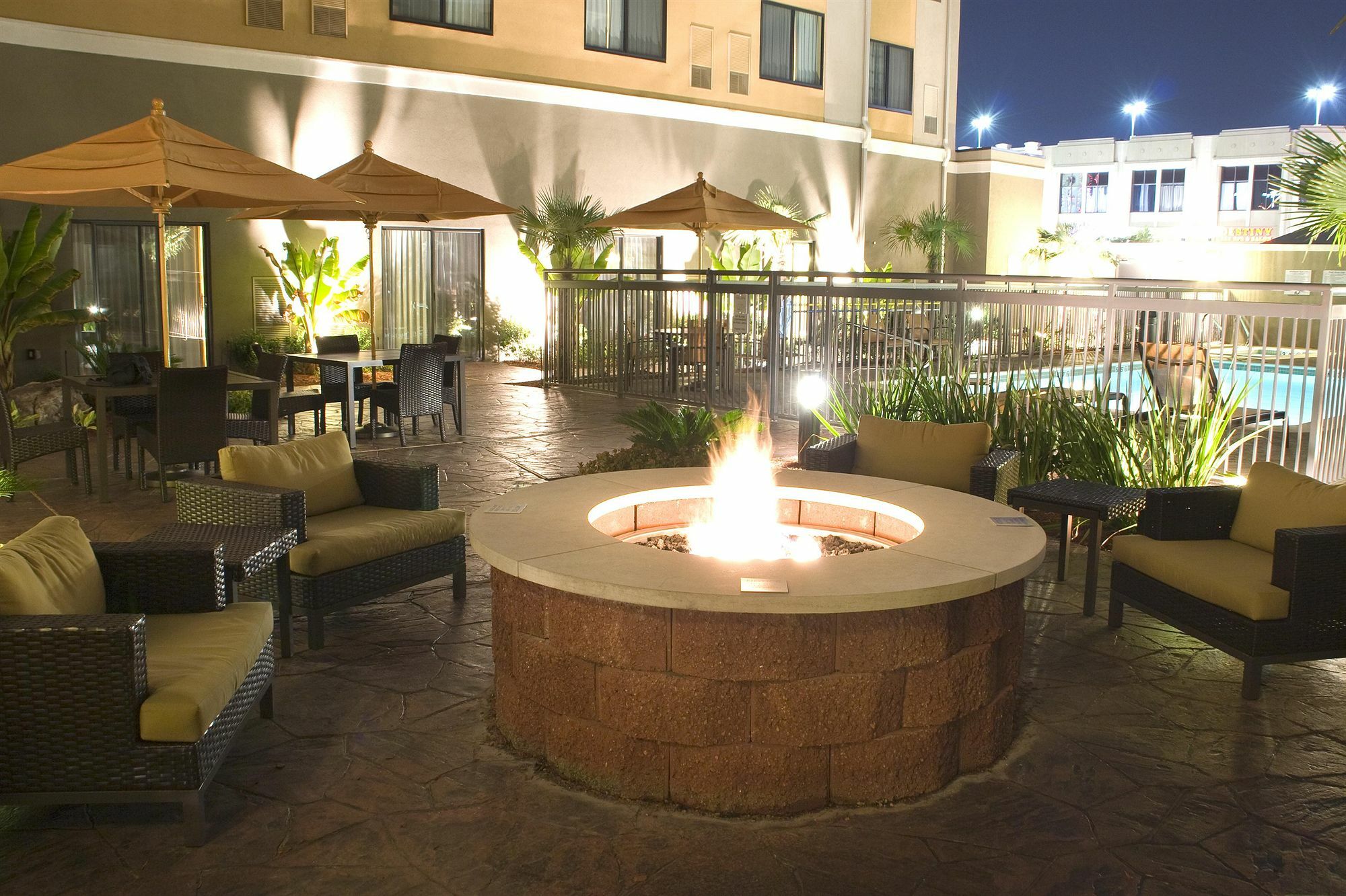 Courtyard Shreveport-Bossier City/Louisiana Boardwalk Exterior photo